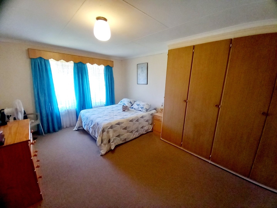 5 Bedroom Property for Sale in Sasolburg Ext 10 Free State